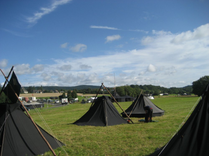 bula-buhlenberg-09-aufbau-dienstag-016_20100719_1847198520