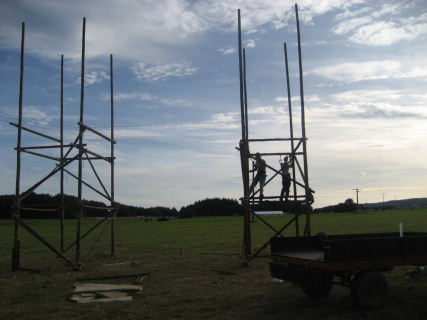 bula-buhlenberg-09-aufbau-sonntag-001_20100719_1699828830