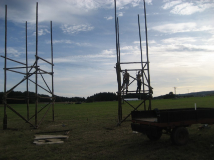 bula-buhlenberg-09-aufbau-sonntag-002_20100719_1615912764