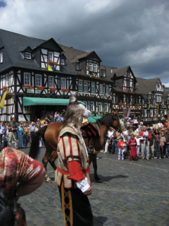 spektakulum-braunfels-07-026_20100719_2015463882