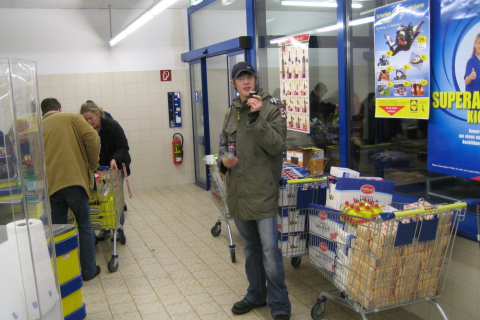 weihnachtsmarkt-07-einkauf-004_20100719_1946164117