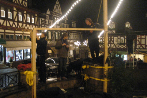 weihnachtsmarkt-09-aufbau-008_20100719_1829263429